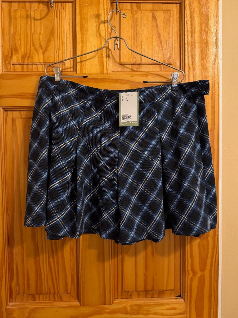 H&M Women's Navy Blue Plaid Tartan Pleated Mini Skirt
